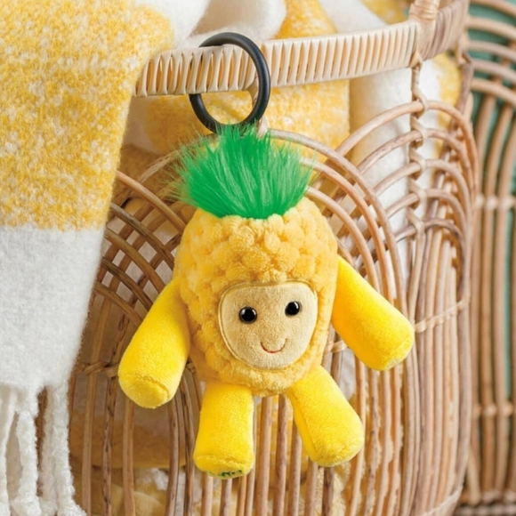 Scentsy Yellow Green Queen The Pineapple Plush Buddyclip Coconut Rum Vanilla - Picture 3 of 3